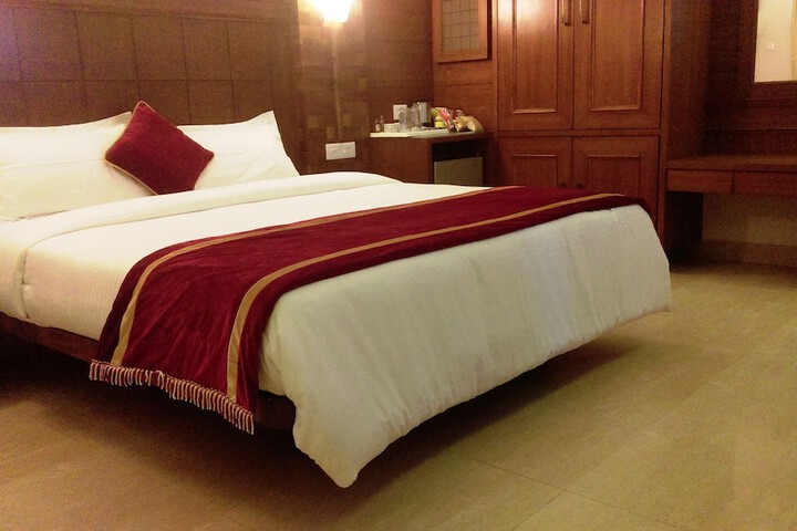 Room 7 of 25
