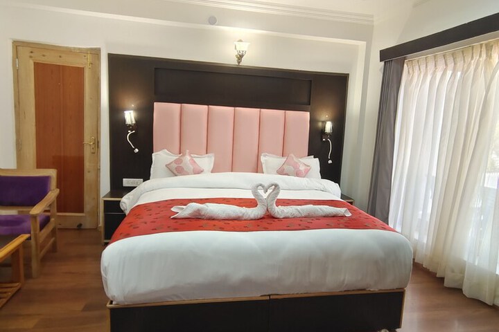 Room 18 of 27