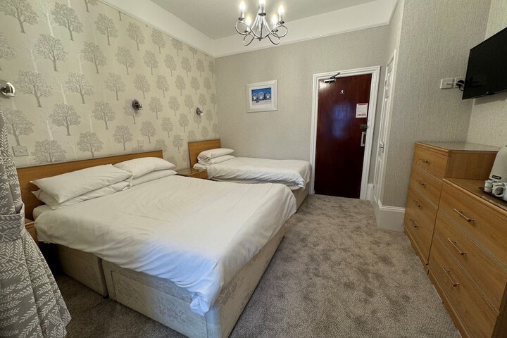 Room 5 of 59