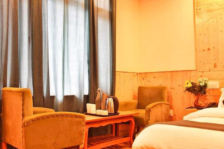 Hotel Interior 20 of 25