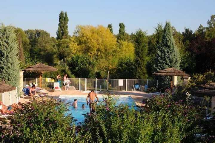 Pool 33 of 51