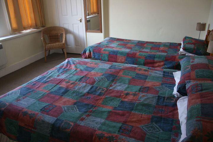 Room 9 of 39