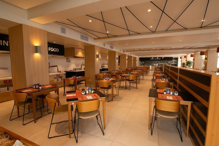 Dining 190 of 313