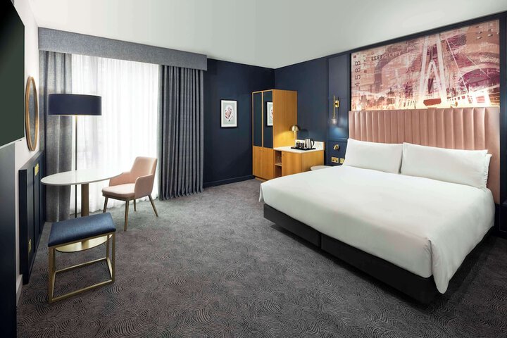 Room 25 of 92