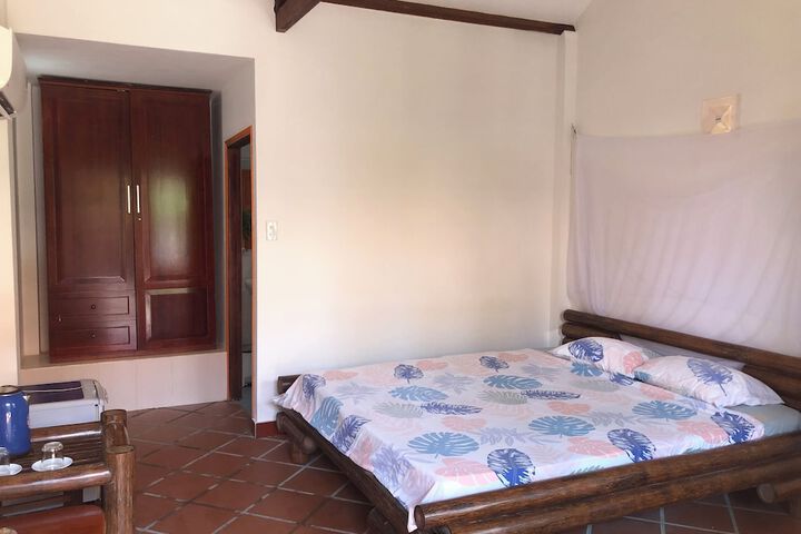 Room 15 of 79