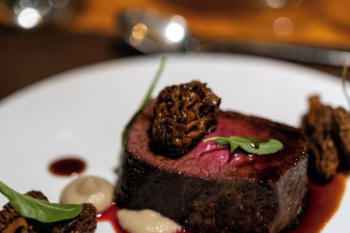Dining 87 of 123