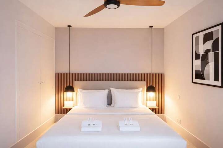 Room 10 of 49