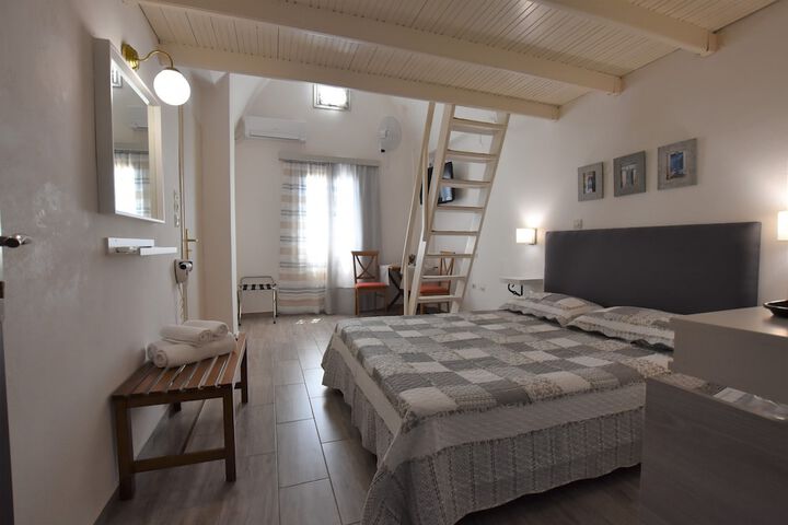 Room 14 of 53