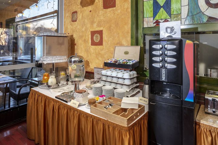 Breakfast/Coffee Service 49 of 79