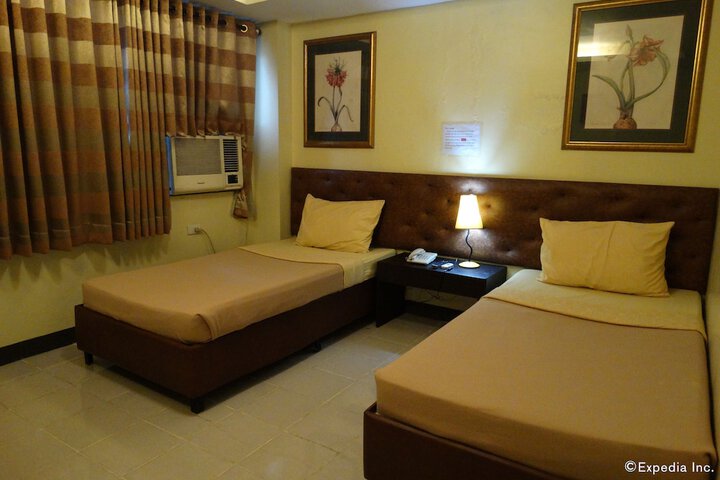 Room 19 of 37