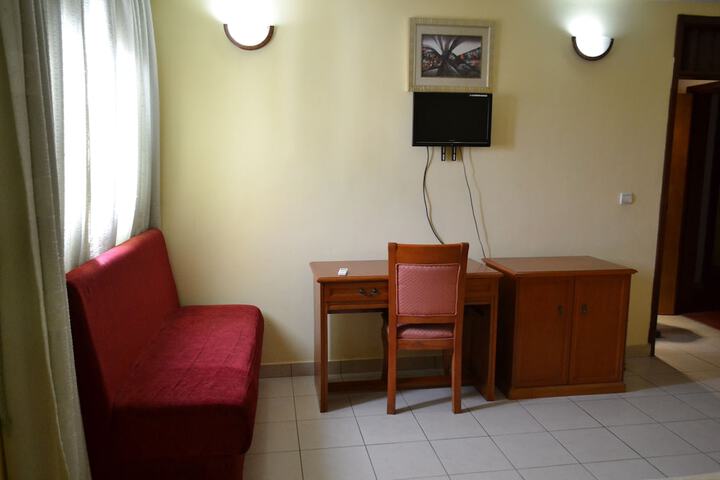 Room 18 of 44
