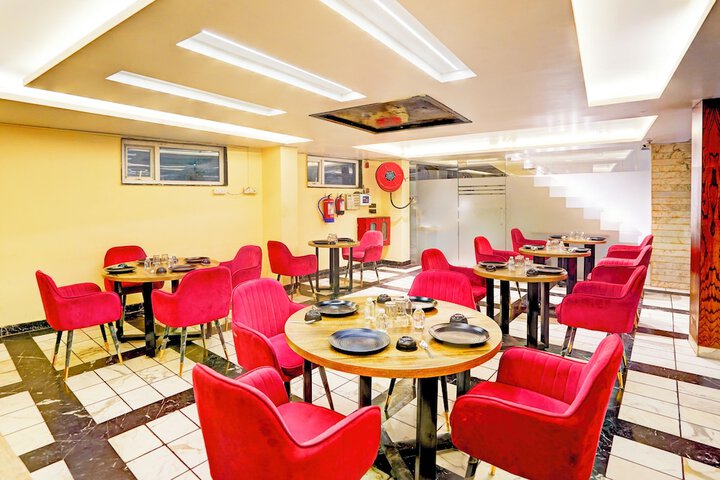 Dining 58 of 65
