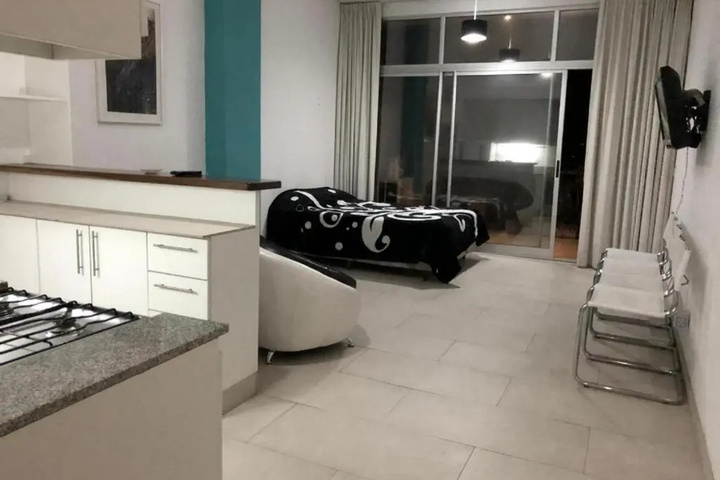 Room 2 of 27