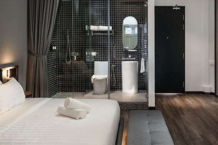 Room 18 of 45