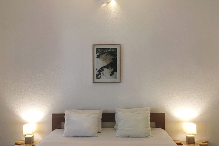 Room 10 of 19