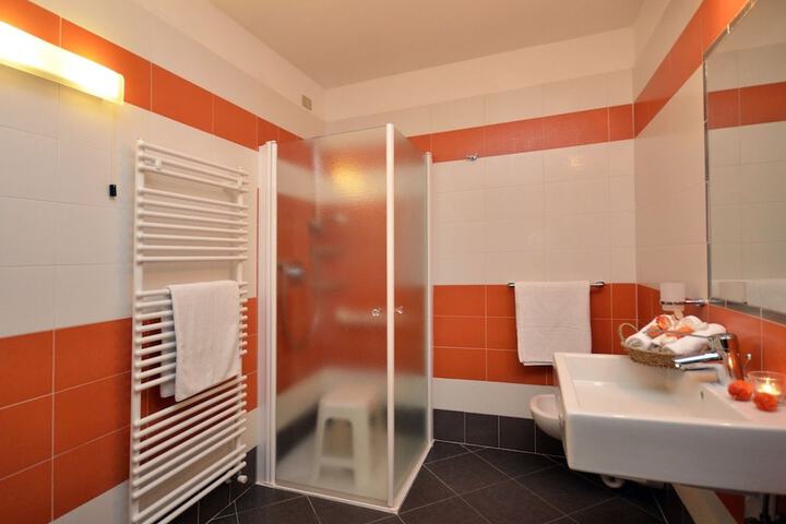 Bathroom Interior Photo