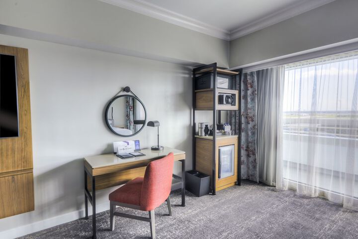 Room 33 of 112