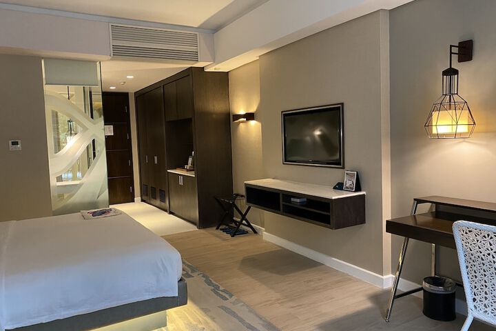 Room 20 of 84