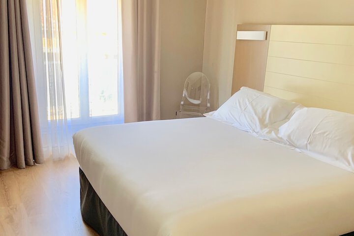Room 57 of 87