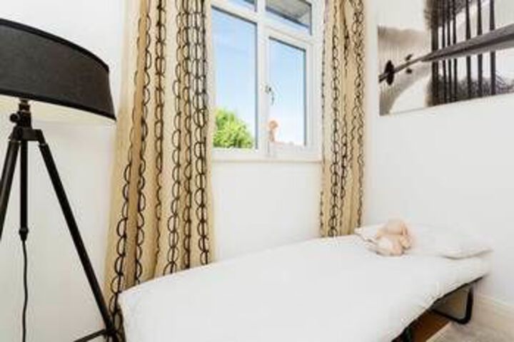 Room 15 of 25