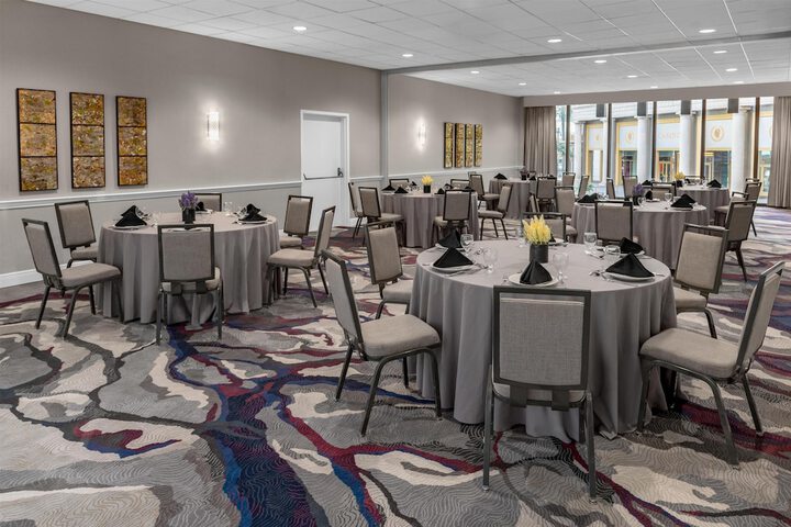 Meeting facility