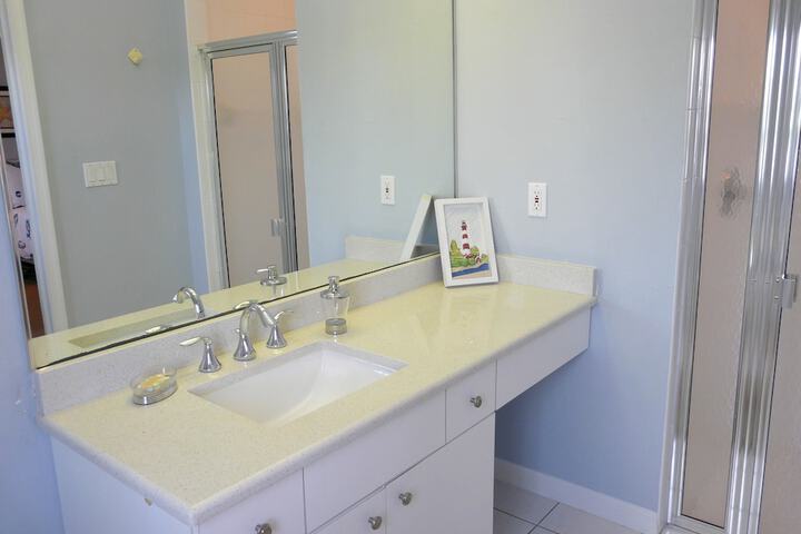Room 15 of 24