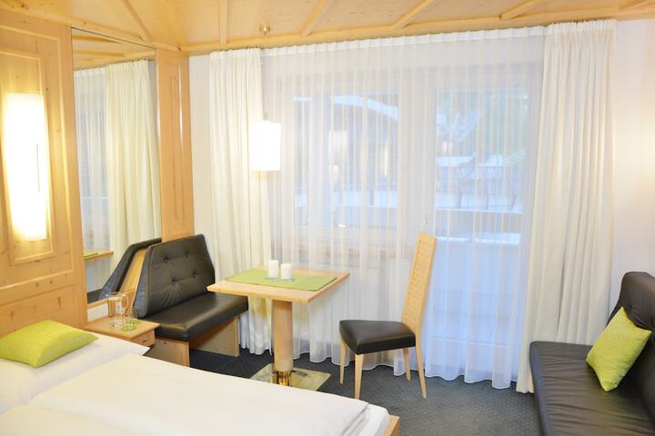 Room 9 of 55