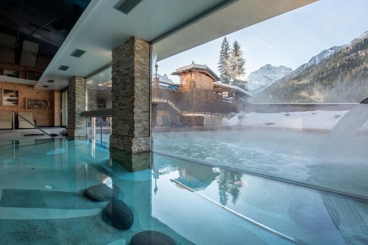 Pool 55 of 94
