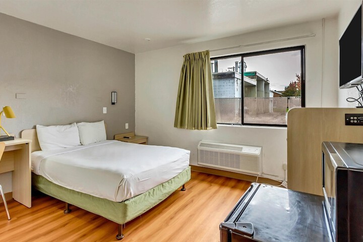 Room 65 of 101