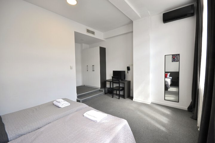 Room 6 of 41