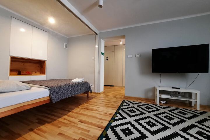 Room 106 of 159