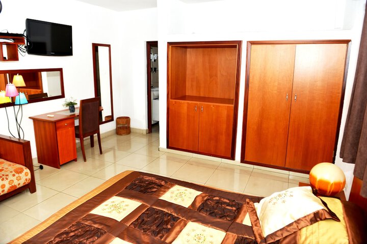 Room 19 of 25