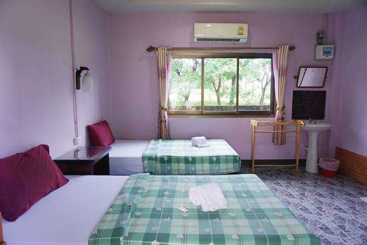 Room 3 of 42