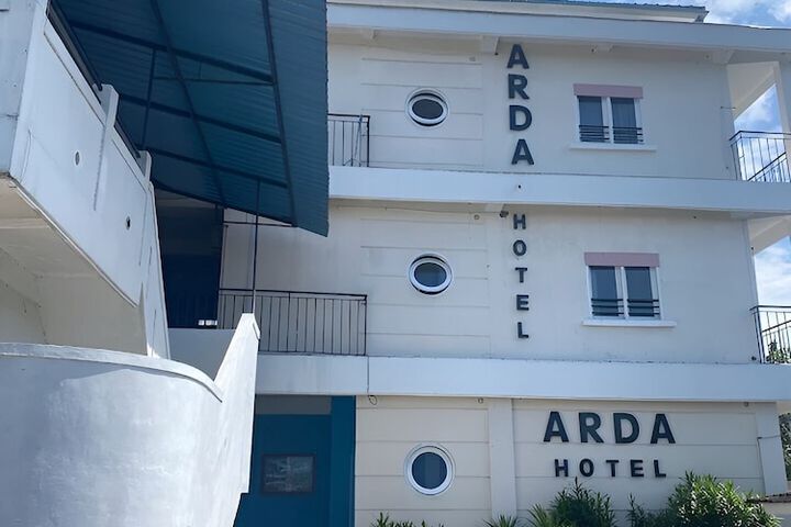 Hotel Exterior 81 of 127