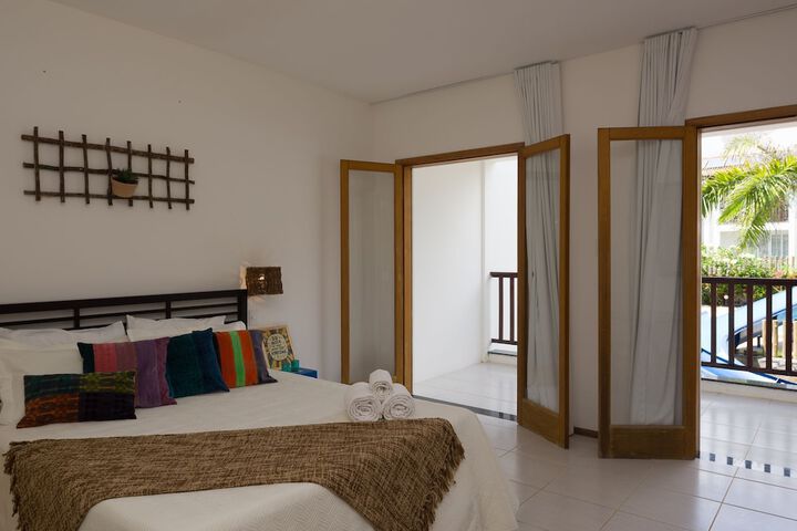 Room 5 of 42