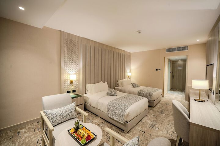 Room 21 of 90