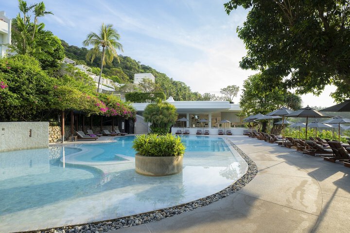Pools & Facilities