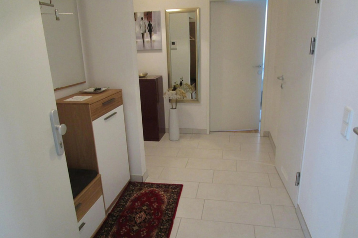 Room 4 of 13