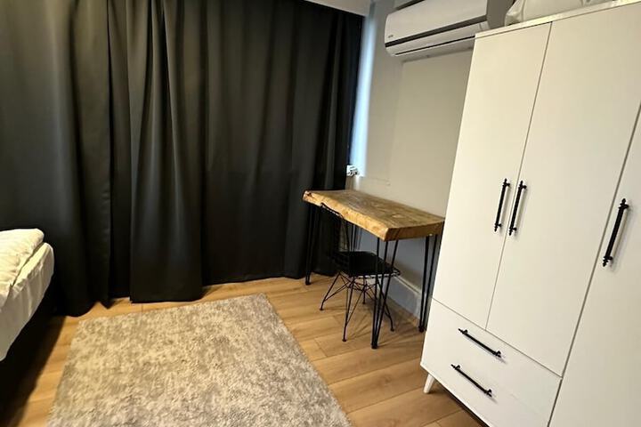 Room 14 of 43
