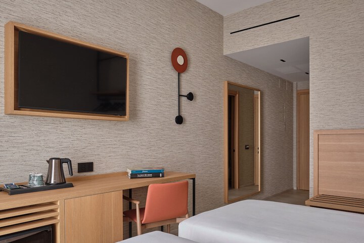 Room 22 of 55
