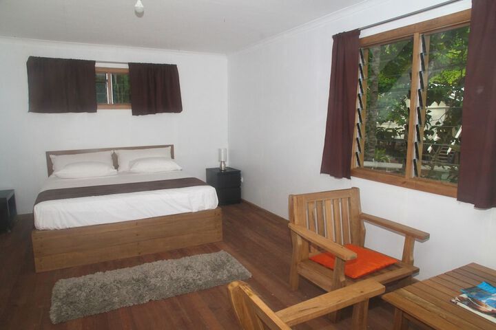Room 4 of 49