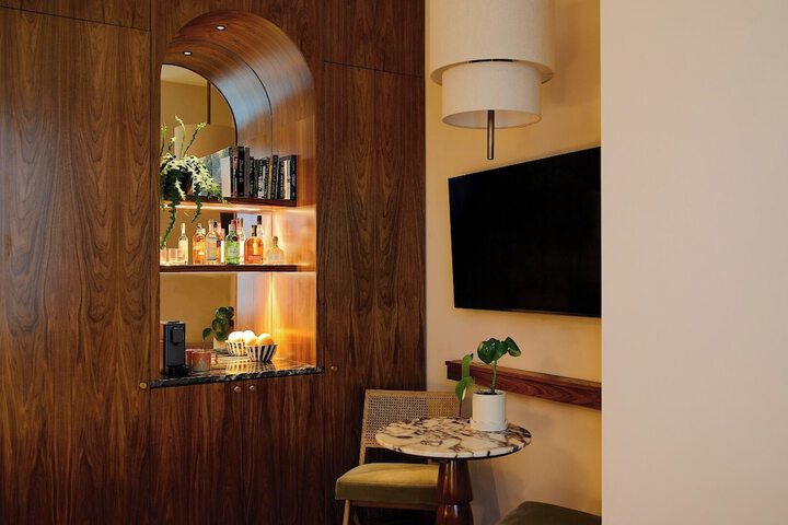 Room 25 of 72