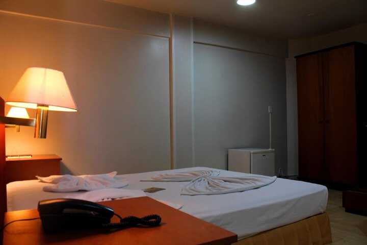 Room 26 of 54