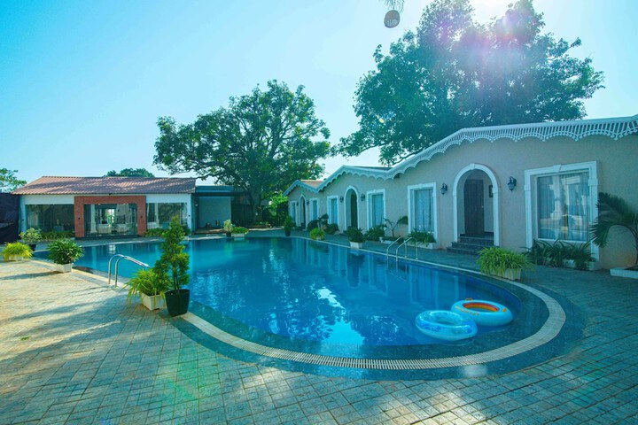 Treebo Greenland Resort Patia with Swimming Pool