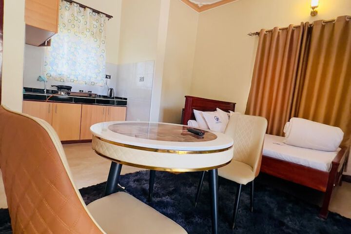 Room 2 of 13