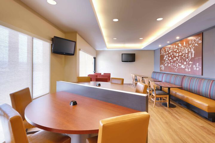 Hotel Interior 3 of 33