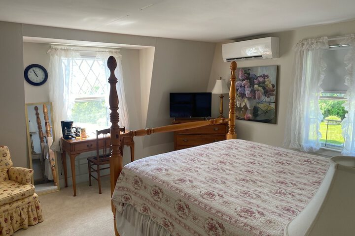 Room 70 of 205