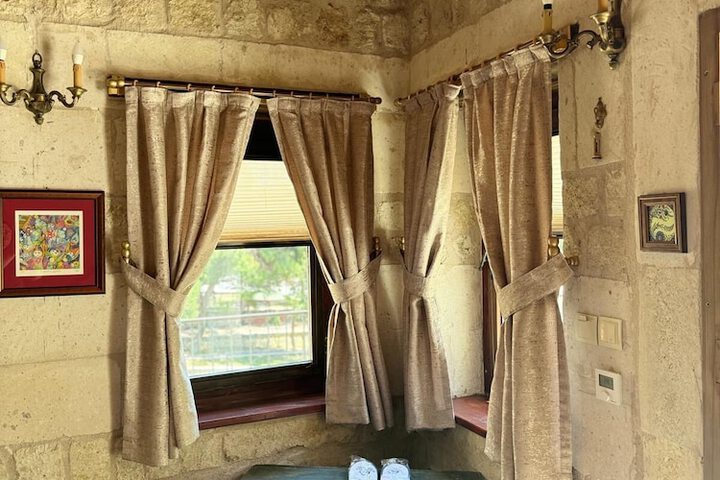 Room 7 of 75