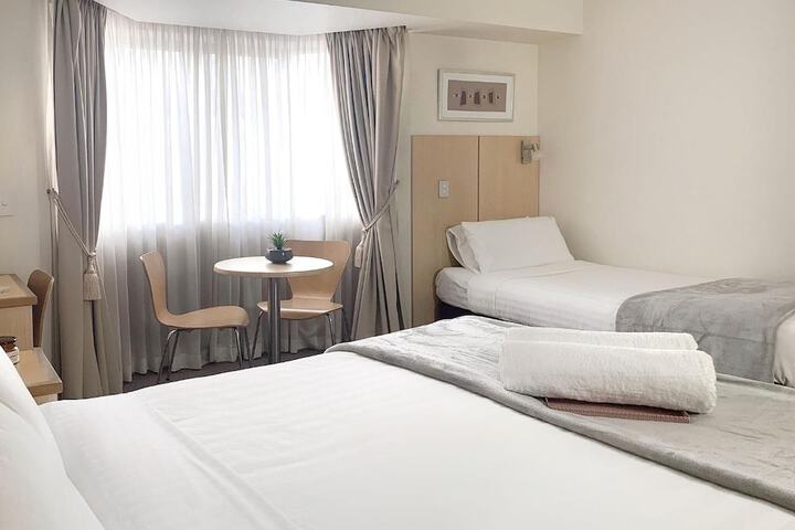 Room 14 of 38