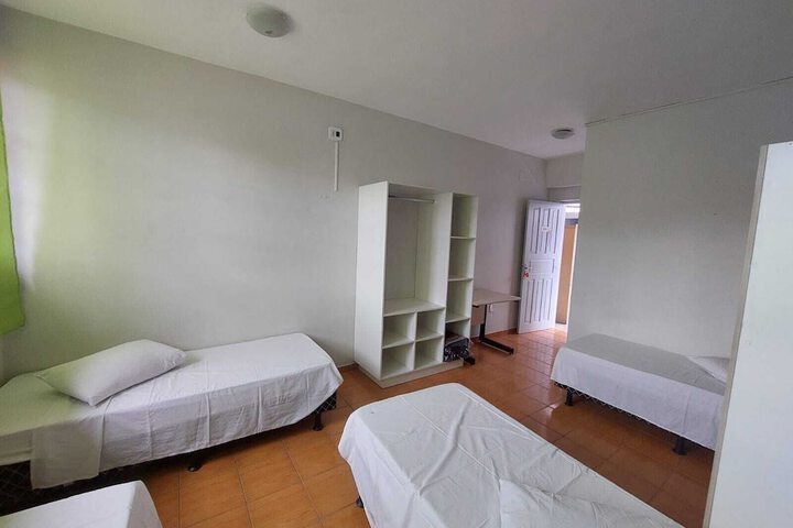 Room 3 of 9